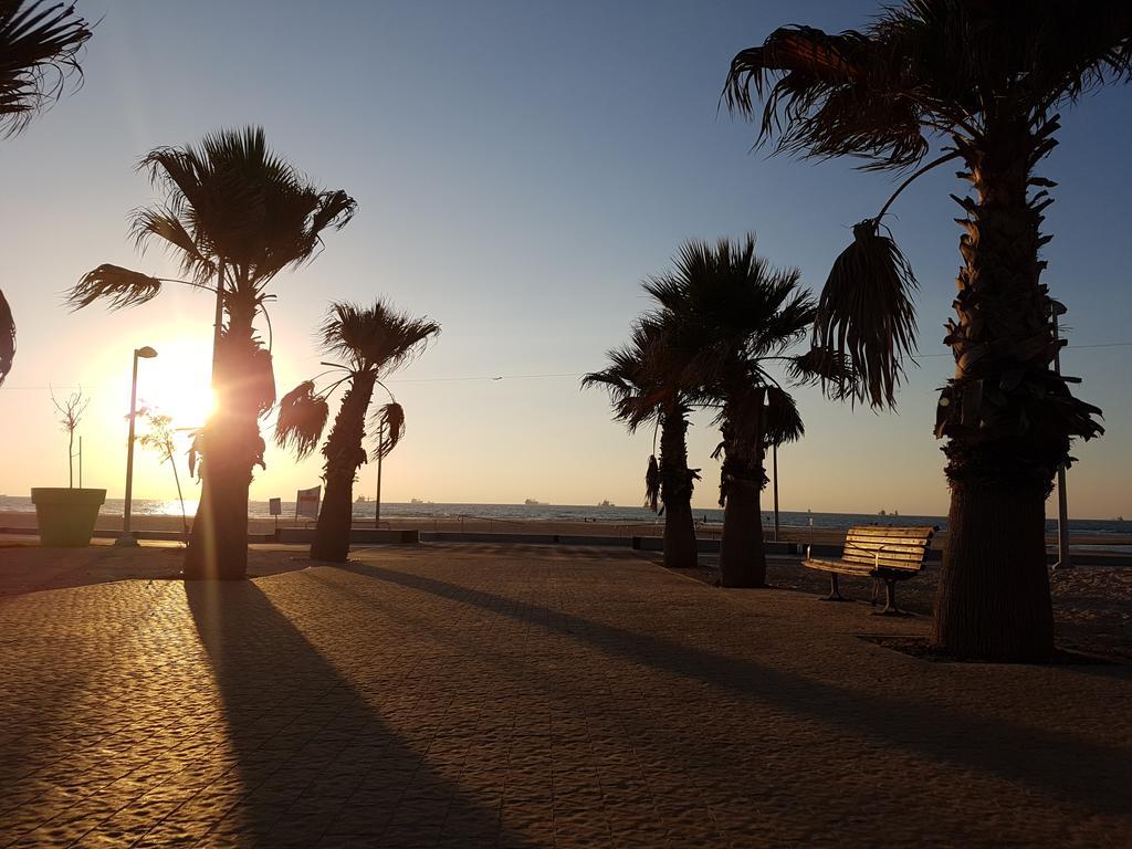 Spat Hotel Ashdod Eksteriør bilde