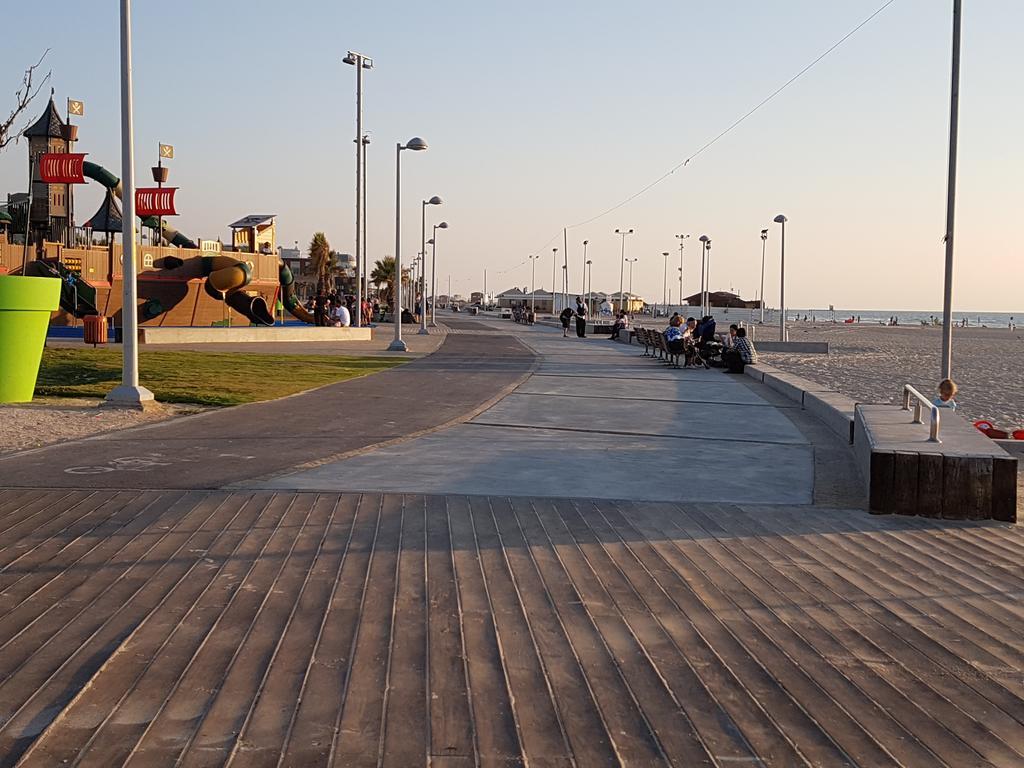 Spat Hotel Ashdod Eksteriør bilde