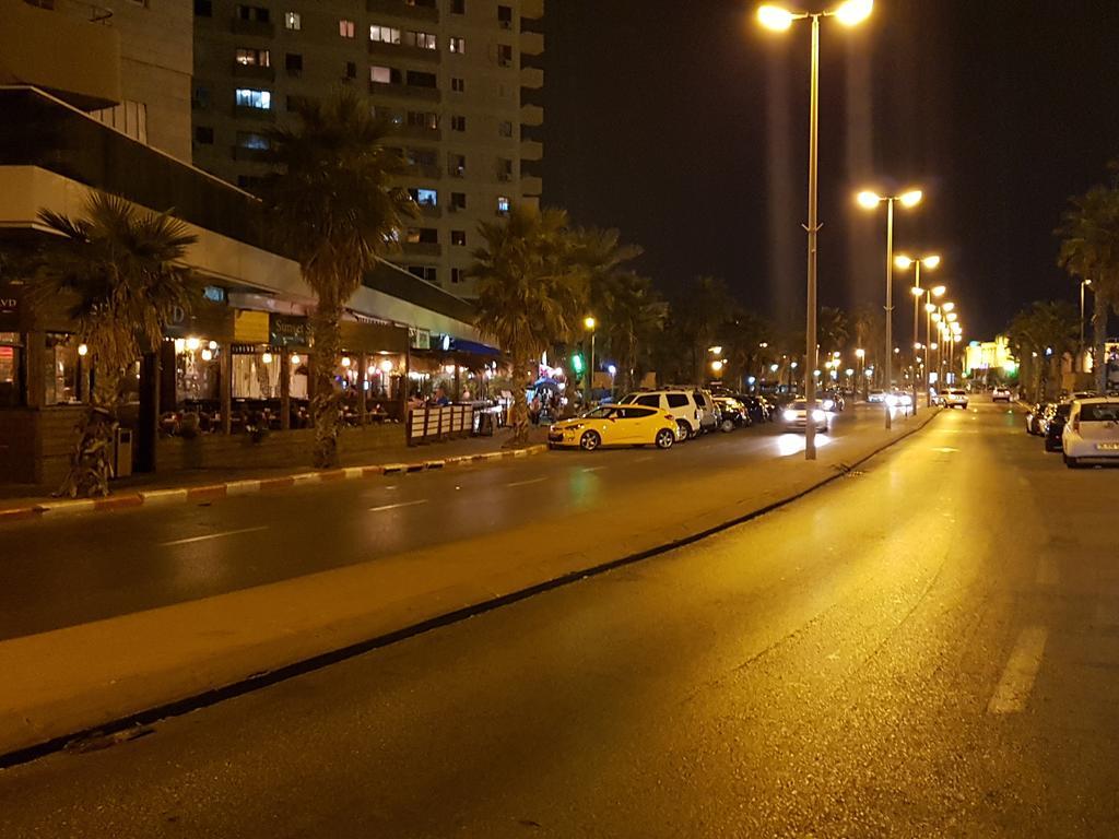 Spat Hotel Ashdod Eksteriør bilde