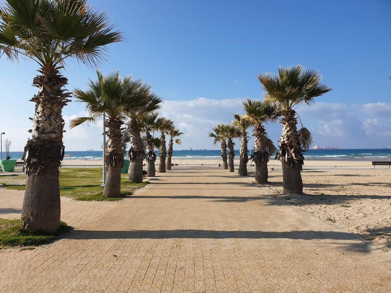Spat Hotel Ashdod Eksteriør bilde