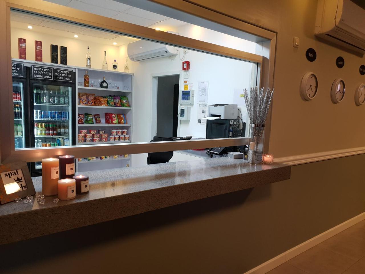 Spat Hotel Ashdod Eksteriør bilde