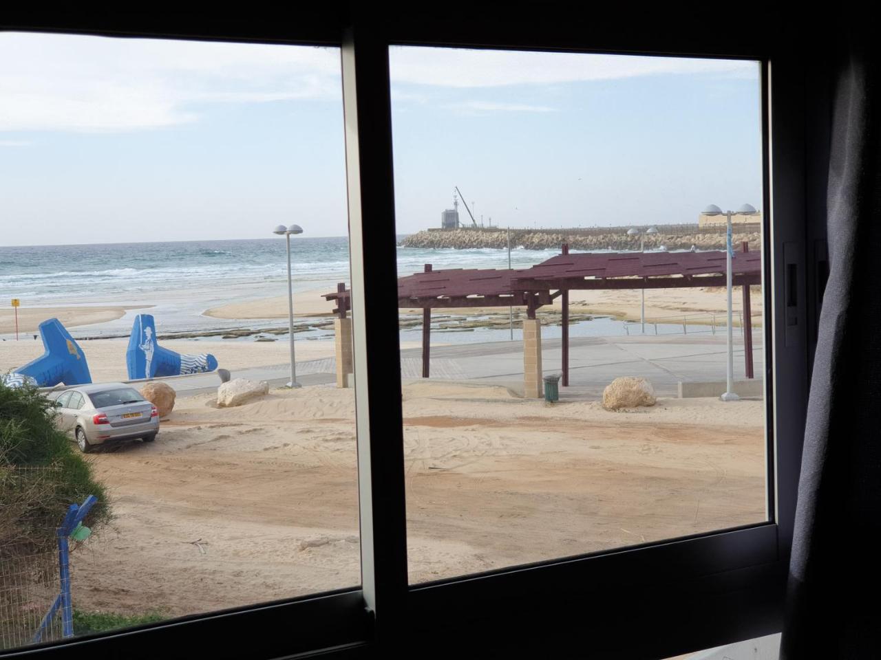 Spat Hotel Ashdod Eksteriør bilde