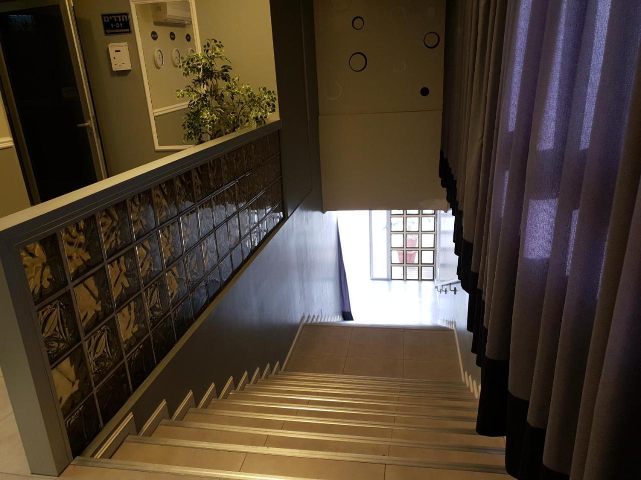Spat Hotel Ashdod Eksteriør bilde