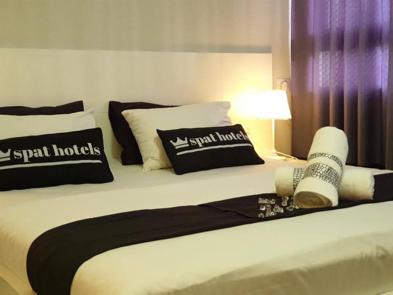 Spat Hotel Ashdod Eksteriør bilde