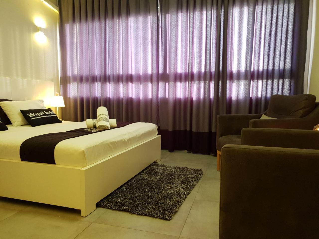 Spat Hotel Ashdod Eksteriør bilde