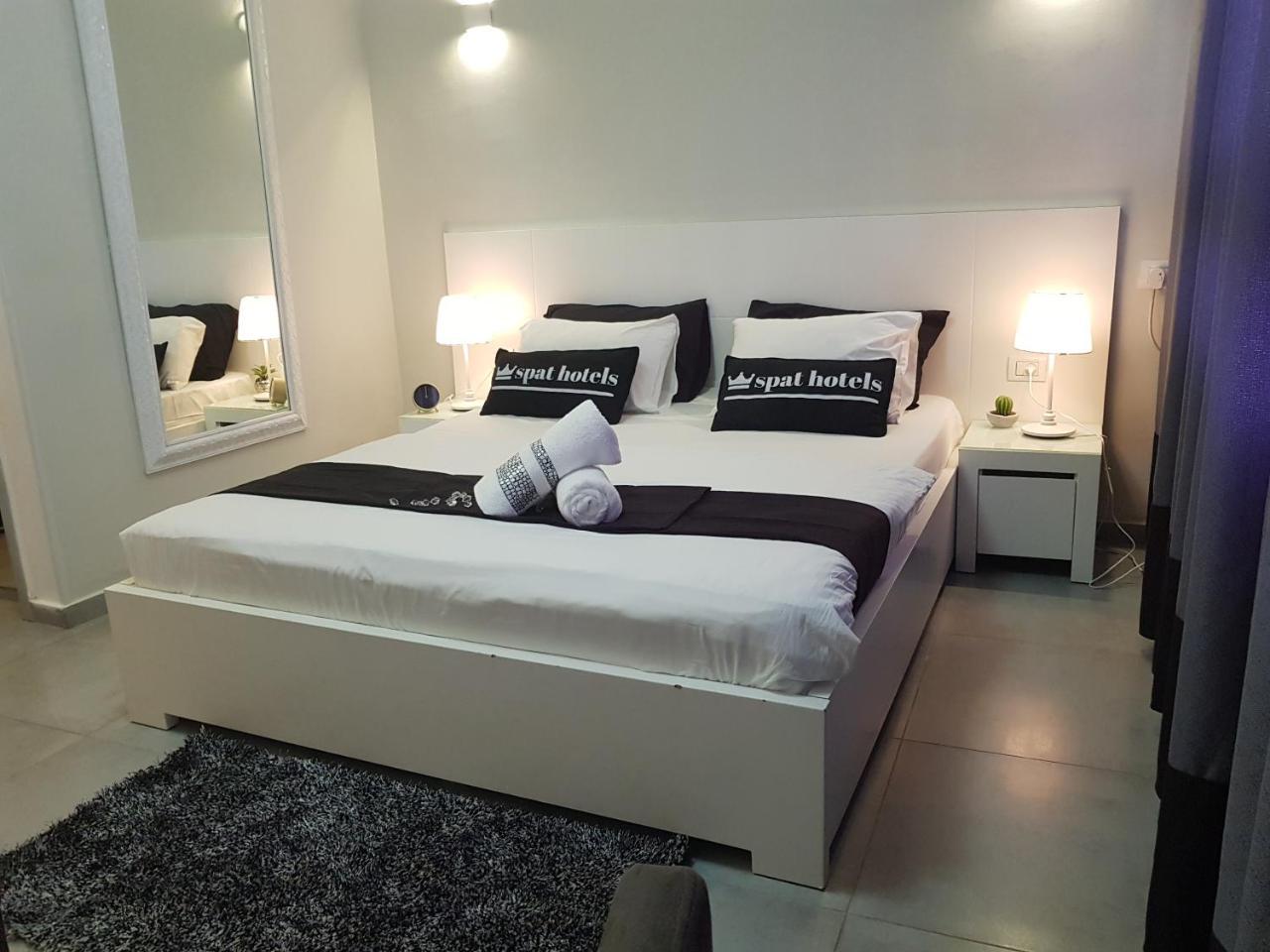 Spat Hotel Ashdod Eksteriør bilde